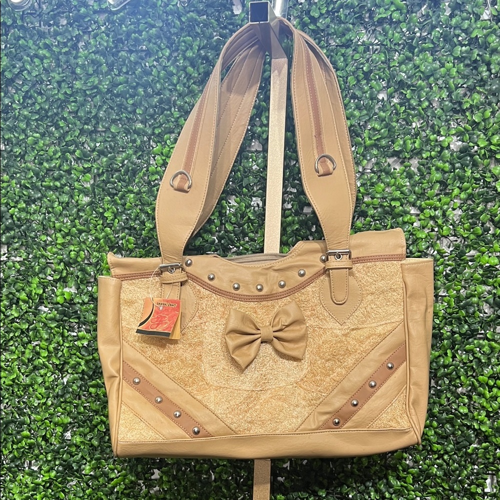 Elegant Tan Women's Bag with Bow Accent Gambas Craft Bohemian NWT